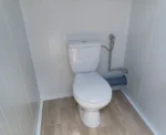 Contentor Sanitário Duplo com 2 Cabinas - Image 4