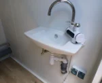 Contentor Sanitário Duplo com 2 Cabinas - Image 5