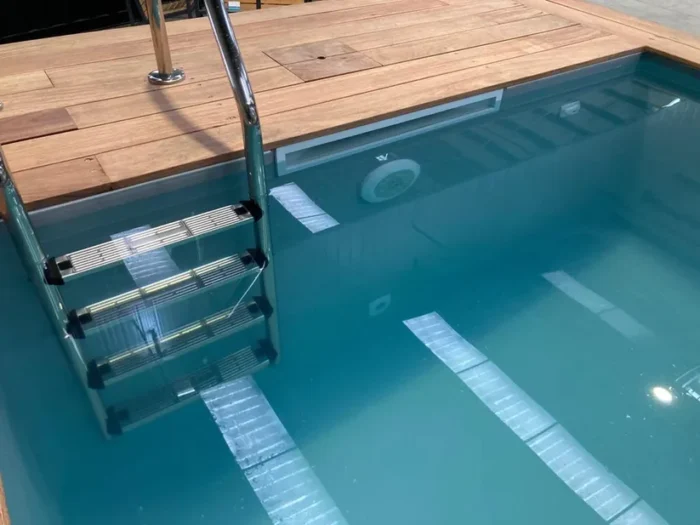 Piscina em Contentor 12m – Solução Ecológica e Pronta - Image 7